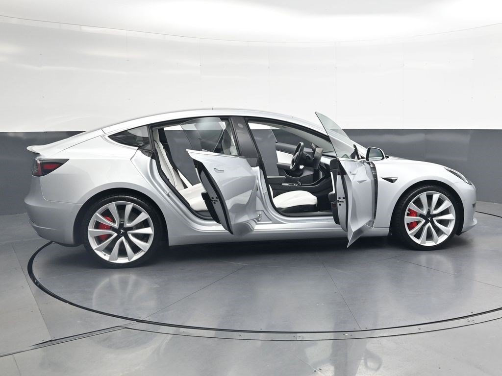 Used 2018 Tesla Model 3 Performance AWD/4WD image 33