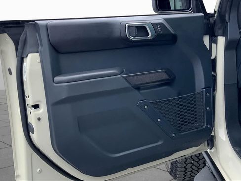 Certified 2025 Ford Bronco Badlands AWD/4WD image 21