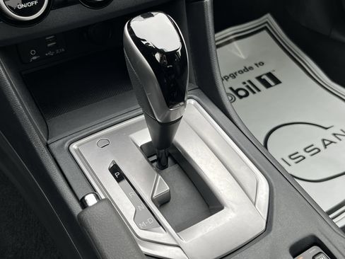 Used 2021 Subaru Crosstrek 2.0i Premium w/ Moonroof Package AWD/4WD image 23