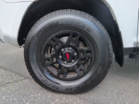 Used 2023 Toyota 4Runner TRD Off-Road Premium w/ Moonroof Package image 30