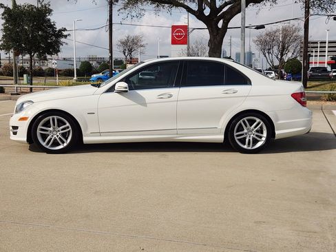 Used 2012 Mercedes-Benz C 250 Sedan image 4