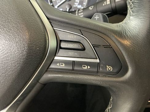 Used 2019 INFINITI QX50 Pure image 18