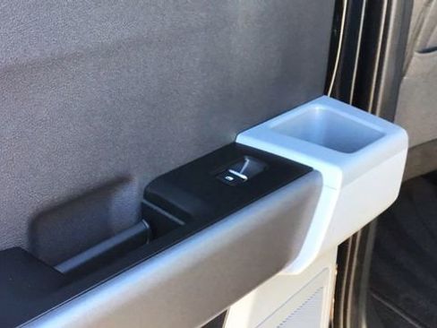 Used 2025 Ford F250 XLT image 11