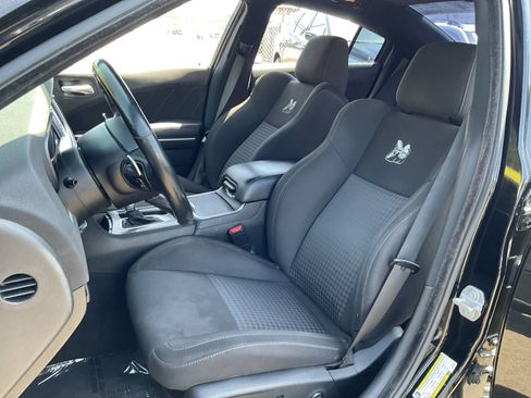 Used 2020 Dodge Charger Scat Pack RWD image 17