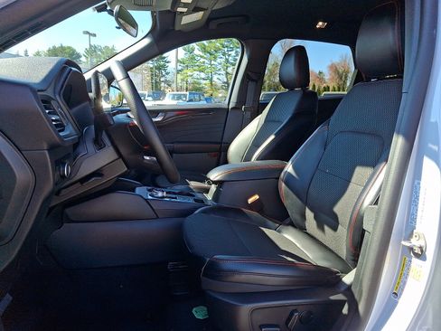 Used 2026 Ford Escape ST-Line w/ Tech Pack #1 AWD/4WD image 14