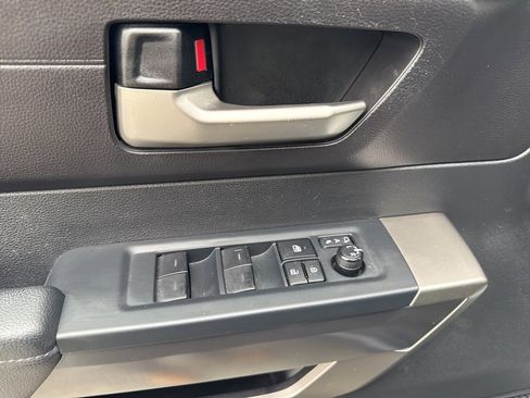 Used 2022 Toyota Tundra SR5 image 11