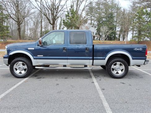 Used 2007 Ford F250 Lariat image 8