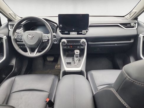 Used 2023 Toyota RAV4 XLE Premium AWD/4WD image 11
