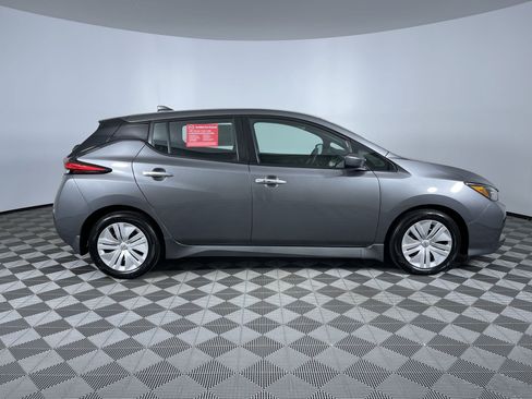 Certified 2025 Nissan Leaf S FWD image 10