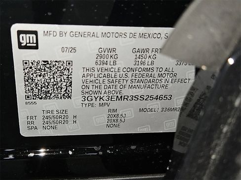 New 2025 Cadillac Optiq Sport 1 image 26