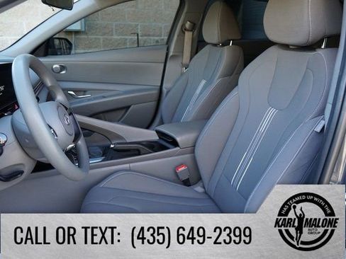 Used 2024 Hyundai Elantra SEL image 13