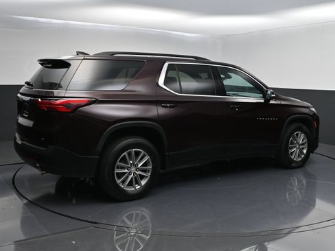 Used 2023 Chevrolet Traverse LT AWD/4WD image 7