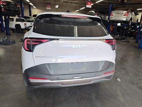Certified 2026 Kia Sportage LX FWD image 14