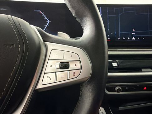 Certified 2025 BMW X7 xDrive40i AWD/4WD image 24
