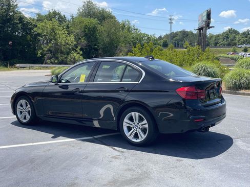 Used 2017 BMW 330i Sedan RWD image 4