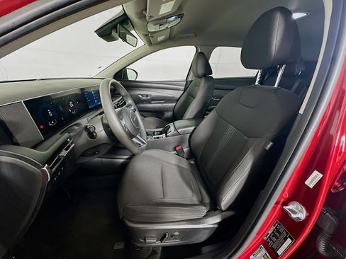 Used 2025 Hyundai Tucson SEL image 13