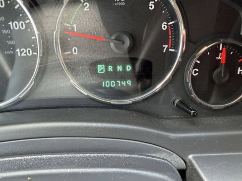 Used 2012 Jeep Liberty Sport RWD image 12