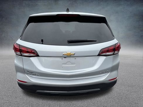 Used 2022 Chevrolet Equinox LT AWD/4WD image 11