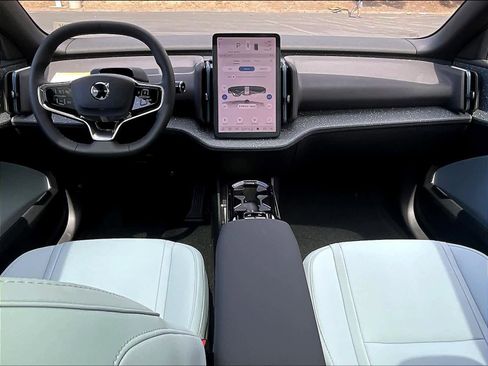 New 2026 Volvo EX30 Ultra w/ Climate Package image 7