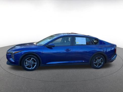 Used 2025 Kia K4 LXS image 7