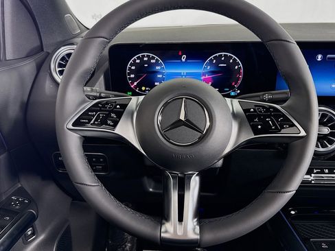 New 2026 Mercedes-Benz GLA 250 4MATIC image 17