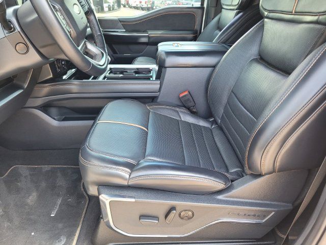 Used 2024 Ford F250 Platinum w/ FX4 Off-Road Package AWD/4WD image 14
