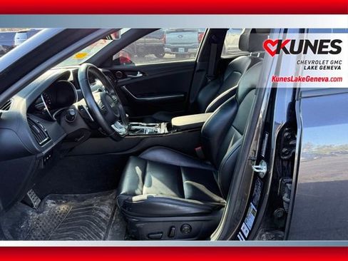 Used 2022 Kia Stinger GT-Line image 12