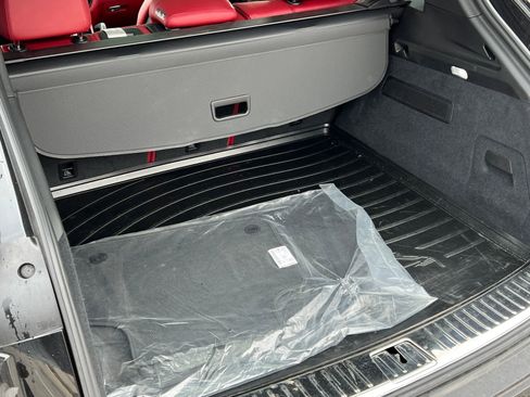 Certified 2023 Porsche Cayenne S Platinum AWD/4WD image 20