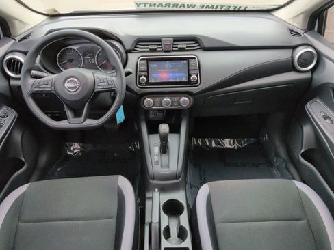 Used 2025 Nissan Versa S w/ Trunk Package image 15