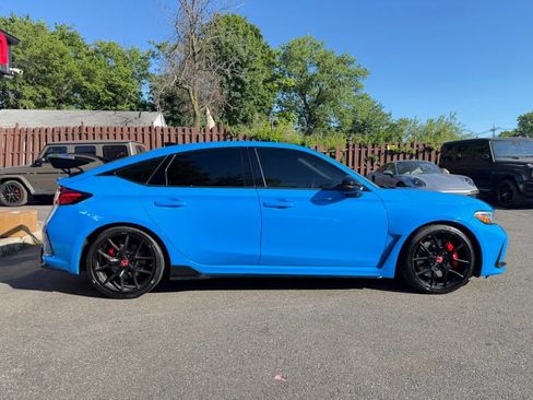 Used 2023 Honda Civic Type R image 5