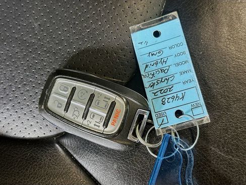 Used 2022 Chrysler Pacifica Touring-L FWD image 38