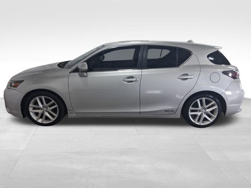 Used 2016 Lexus CT 200h w/ Seat Comfort Package FWD image 8