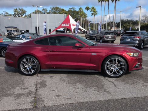 Used 2016 Ford Mustang Premium image 3