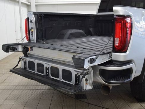 Used 2023 GMC Sierra 2500 Denali w/ Denali Ultimate Package image 27