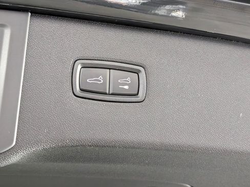 New 2026 Porsche Cayenne GTS image 18