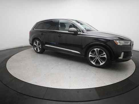 Used 2020 Audi Q7 3.0T Prestige w/ Prestige Package AWD/4WD image 38