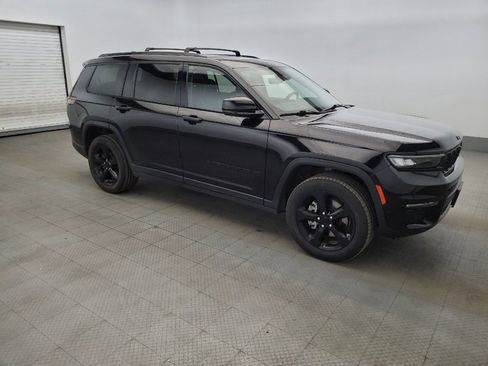 Used 2022 Jeep Grand Cherokee L Limited w/ Luxury Tech Group II AWD/4WD image 11
