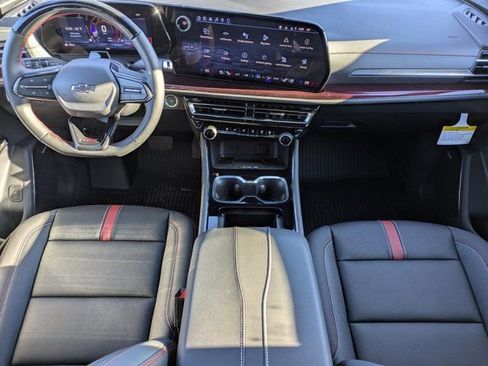 New 2026 Chevrolet Traverse RS w/ LPO, Floor Liner Package image 16