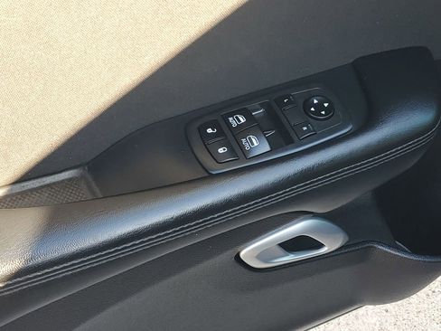 Used 2021 Dodge Challenger SXT image 42