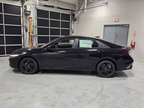 New 2026 Hyundai Elantra Sport w/ Cargo Package FWD image 4