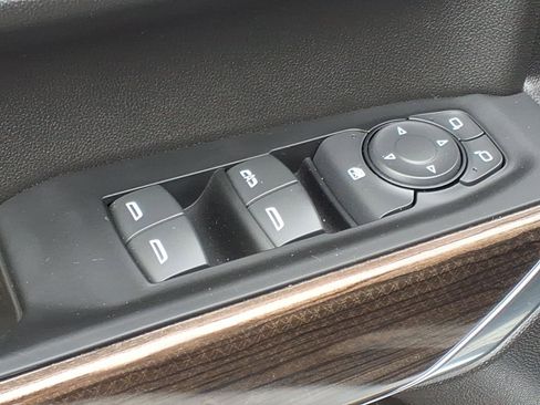 Used 2021 Chevrolet Silverado 1500 RST w/ Z71 Off-Road Package image 15