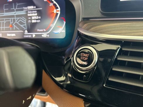 Used 2022 BMW 540i w/ M Sport Package image 56