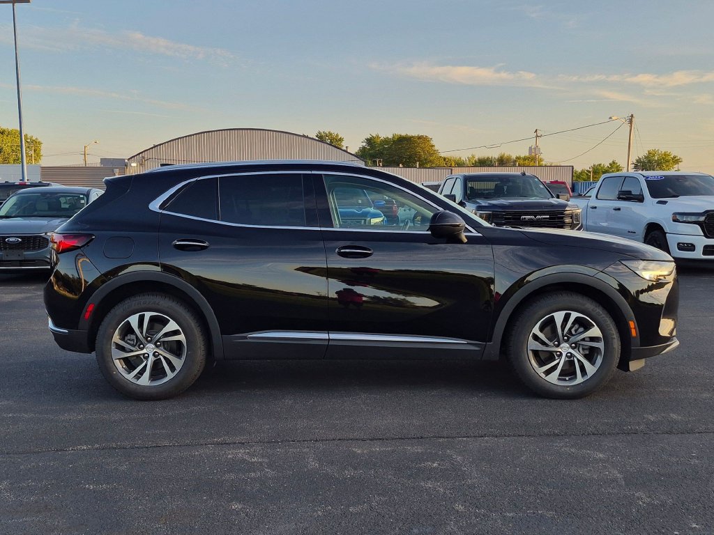 Used 2021 Buick Envision Essence AWD/4WD image 8