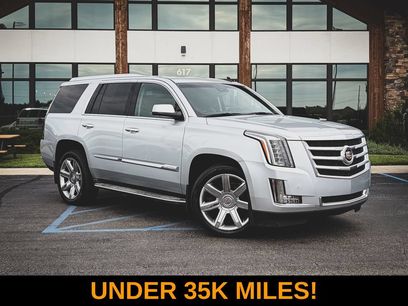 Used 2015 Cadillac Escalade Luxury