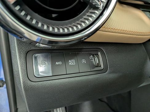 New 2026 Chevrolet Equinox ACTIV w/ Convenience Package III AWD/4WD image 19