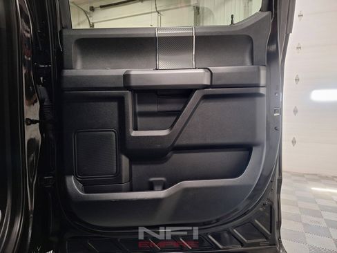 Used 2019 Ford F150 XLT w/ Equipment Group 302A Luxury AWD/4WD image 40