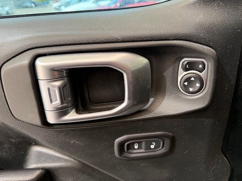 Used 2020 Jeep Wrangler Unlimited Sport AWD/4WD image 14