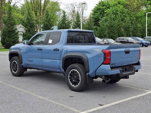 New 2026 Toyota Tacoma TRD Off-Road AWD/4WD image 8