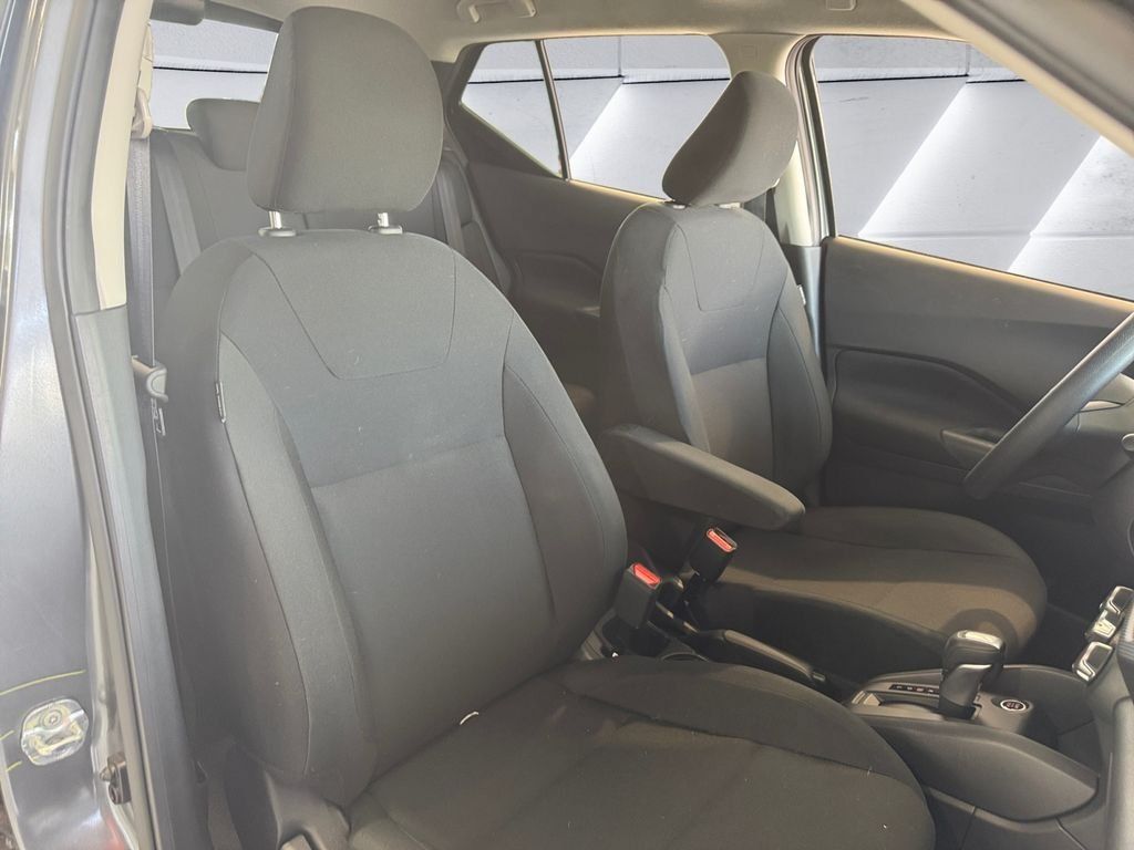 Used 2025 Nissan Kicks Play S FWD image 14