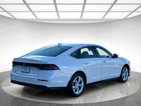 New 2025 Honda Accord LX image 5